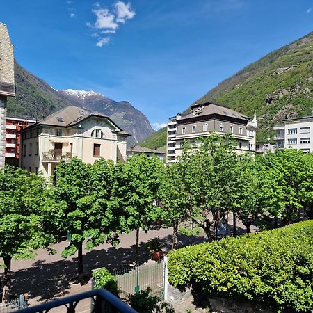 Bernina Station Center Apartment - ตีราโน ภายนอก รูปภาพ
