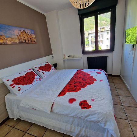 Bernina Station Center Apartment - ตีราโน ภายนอก รูปภาพ