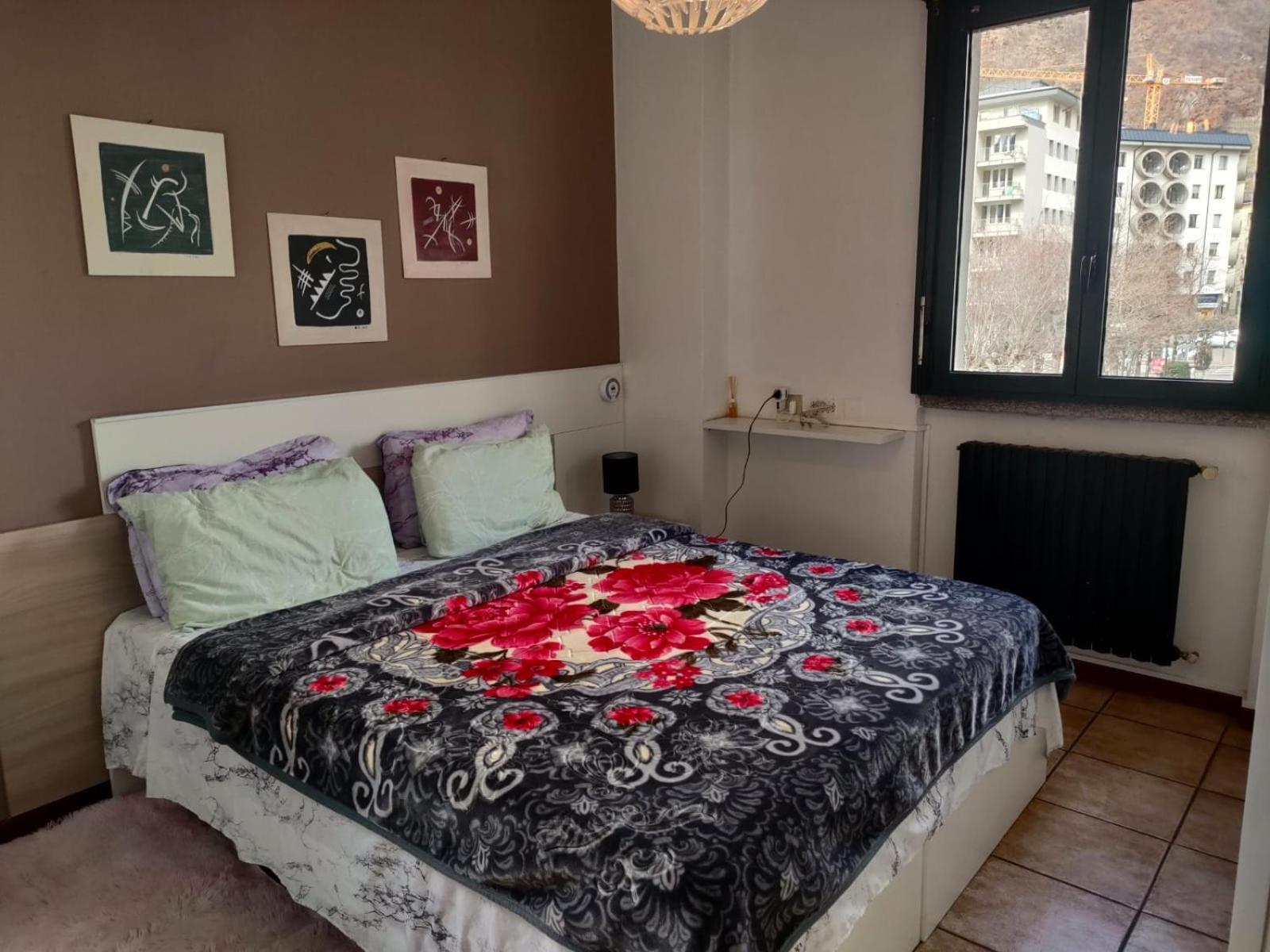 Bernina Station Center Apartment - ตีราโน ภายนอก รูปภาพ